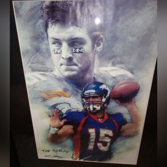 Tim Tebow chalk pastel artwork signed by artist - Picture 2 of 2